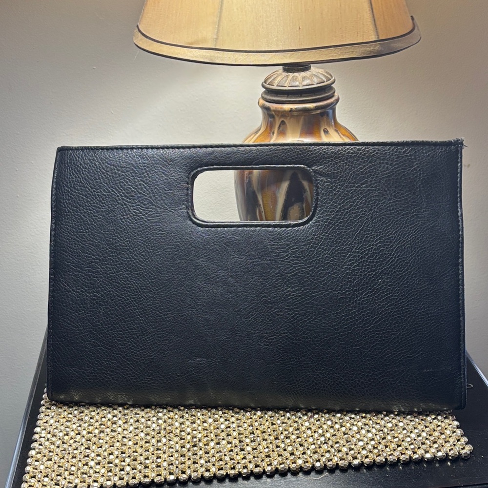 Elegant Black Lace Clutch with Studded Rhinestone Handle - Picture 4 of 10